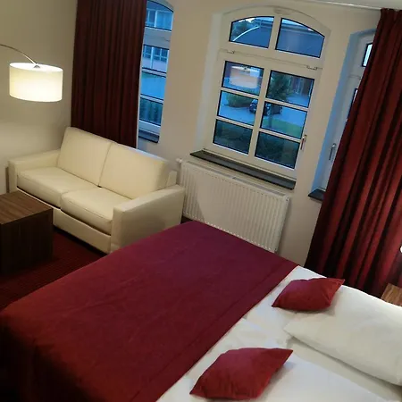 Restaurant Zum Hollengrund 호텔 4*