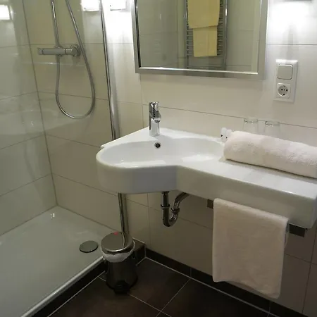 Restaurant Zum Hollengrund 호텔