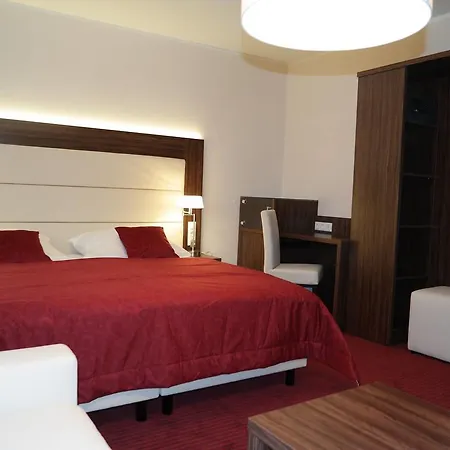 Restaurant Zum Hollengrund 4*