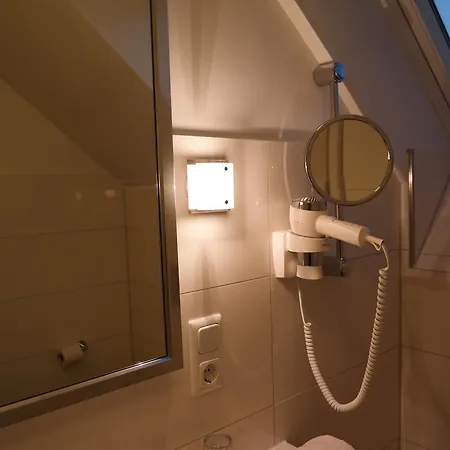 Restaurant Zum Hollengrund 호텔 4*